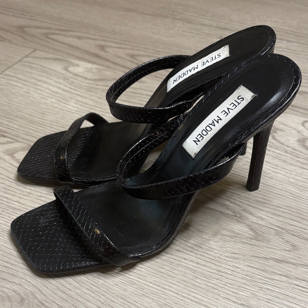Steve Madden Black Faux Snakeskin Strappy Stiletto Heels